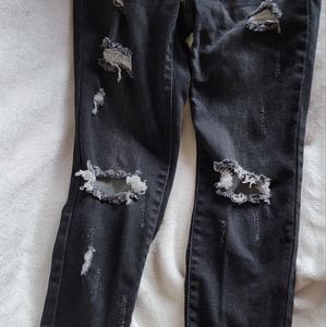 Kancan distressed jeans sz 5/26 black. Button/zip fly 5 pocket
